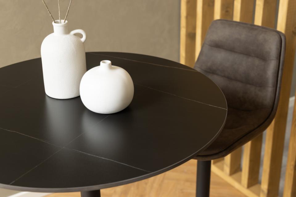 Malta round bar table