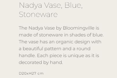 Nadya Vase