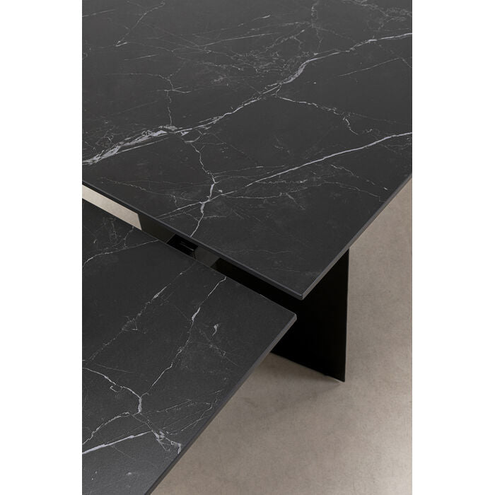 Extension Table Novel