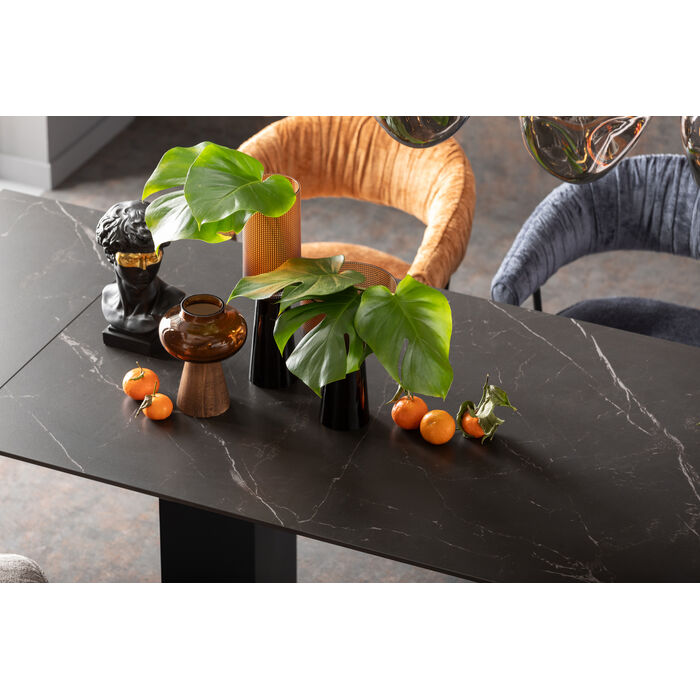 Extension Table Novel