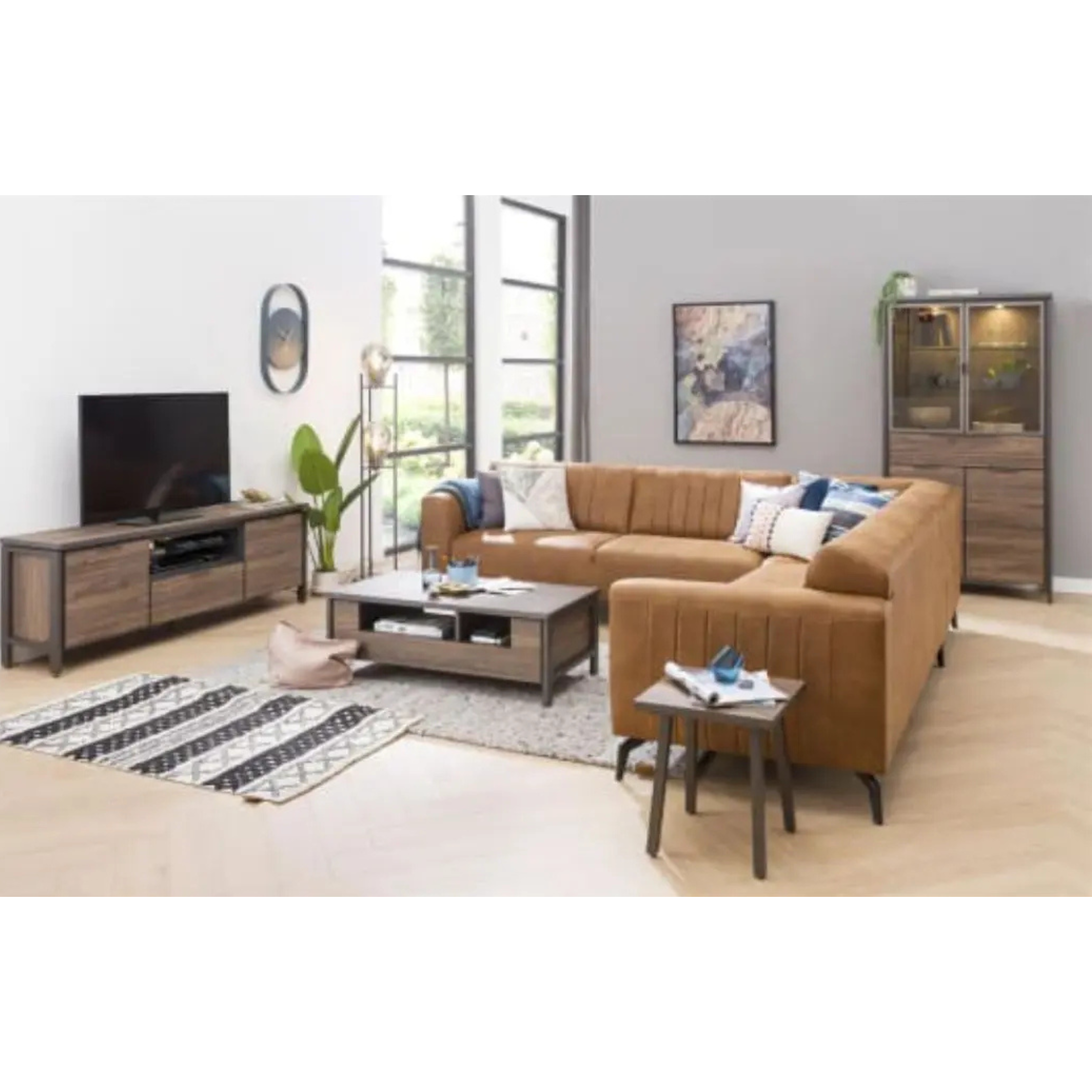 Madeira TV Table