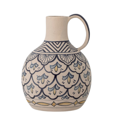 Nadya Vase