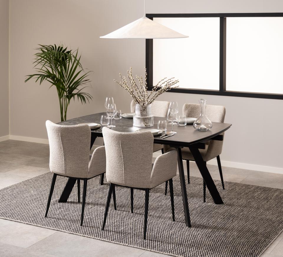 Blackburn dining table