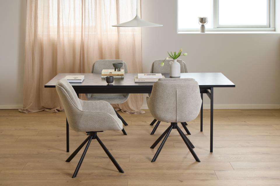 Carrie dining chair
