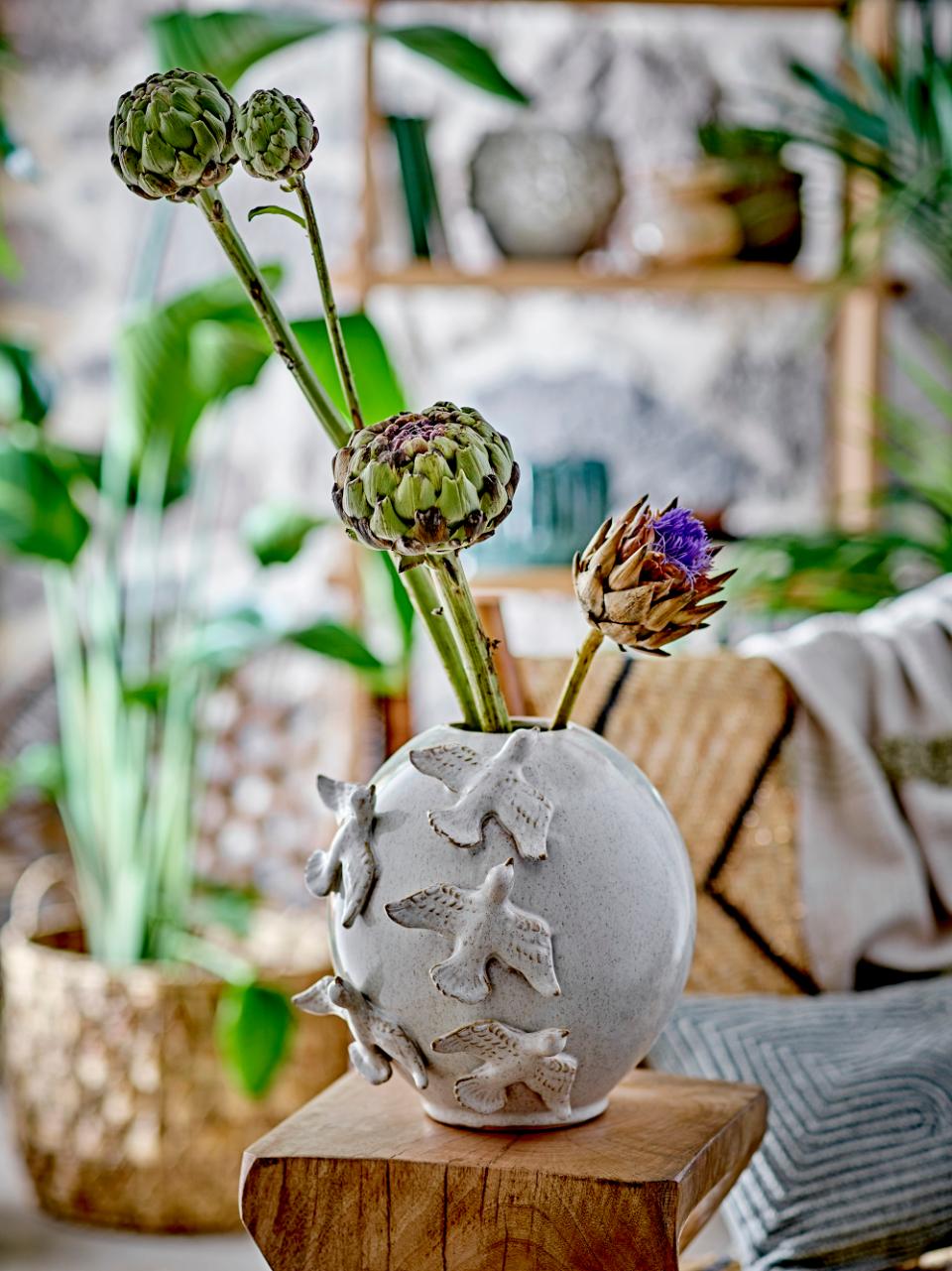 Abira Vase