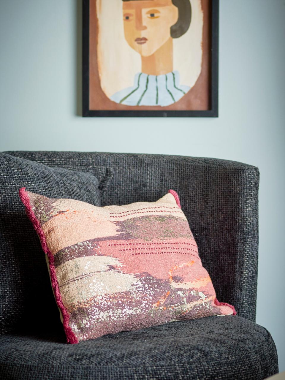 Bri Cushion